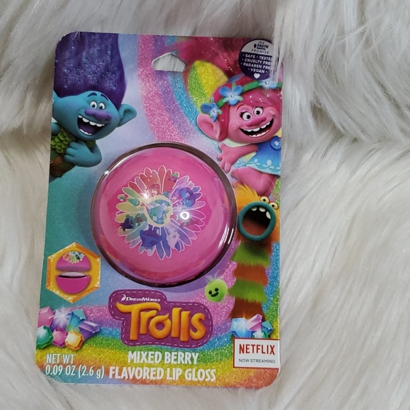 🦋 5/$25 Trolls mixed berry lip gloss - Picture 2 of 3